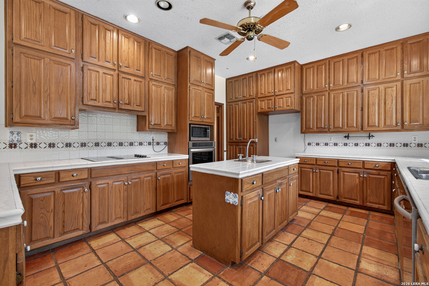 27036 CYNTHIA DR