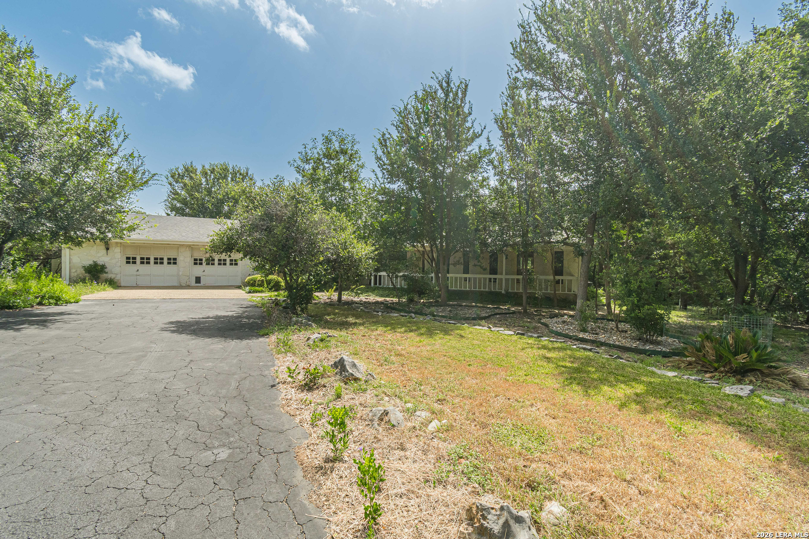 27036 CYNTHIA DR
