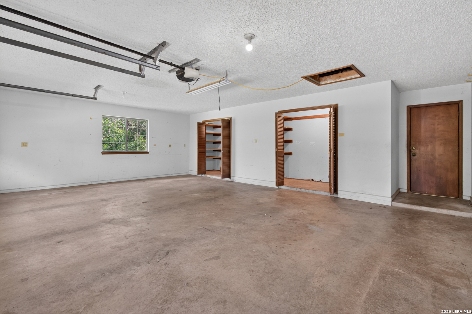 27036 CYNTHIA DR