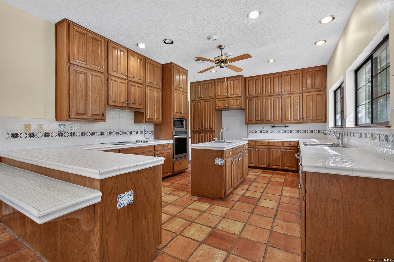 27036 CYNTHIA DR