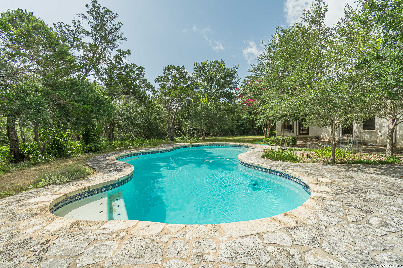 27036 CYNTHIA DR