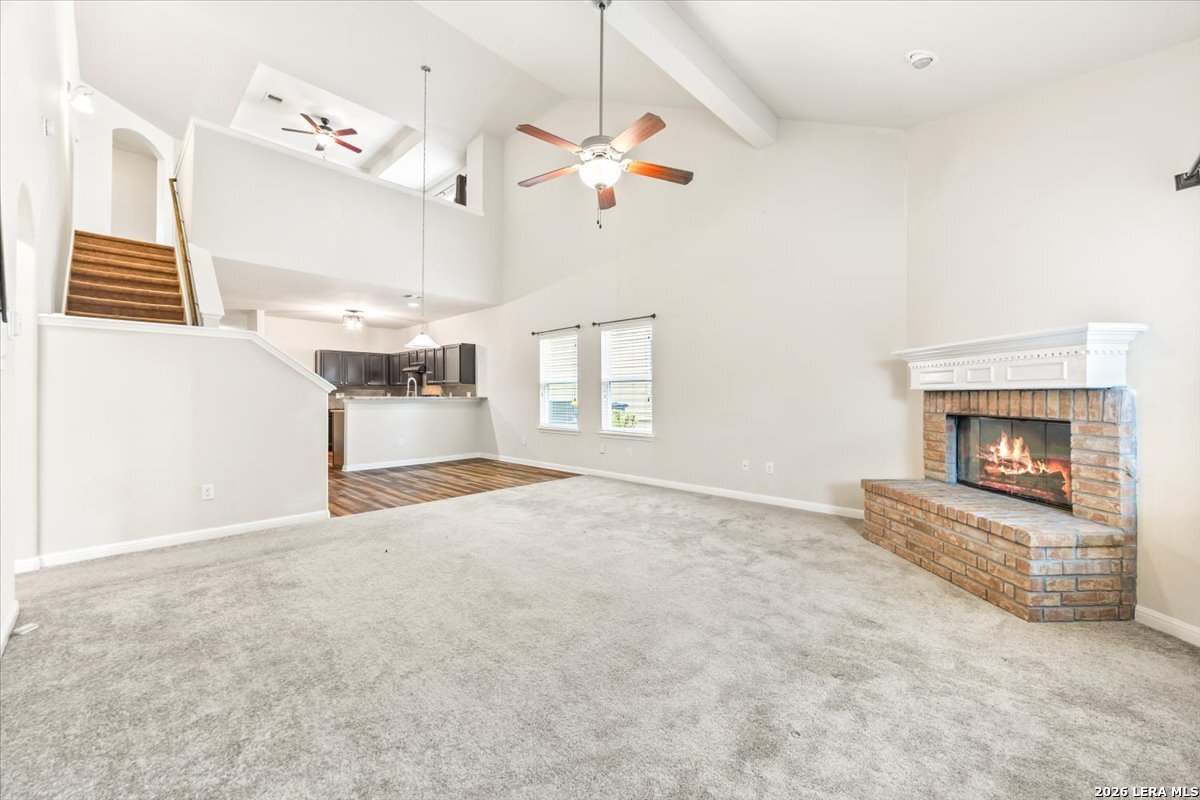 437 STONEBROOK DR