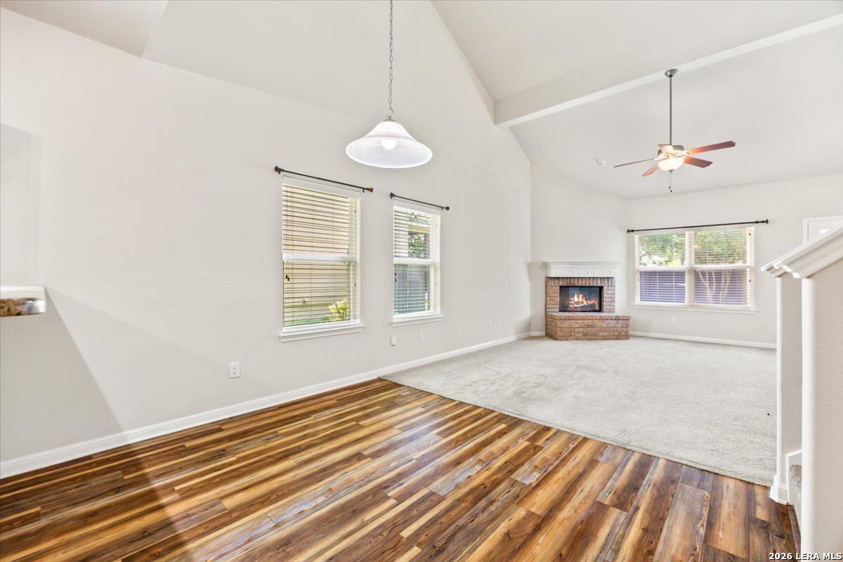 437 STONEBROOK DR