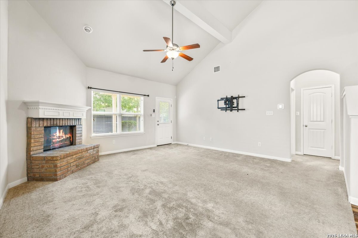 437 STONEBROOK DR