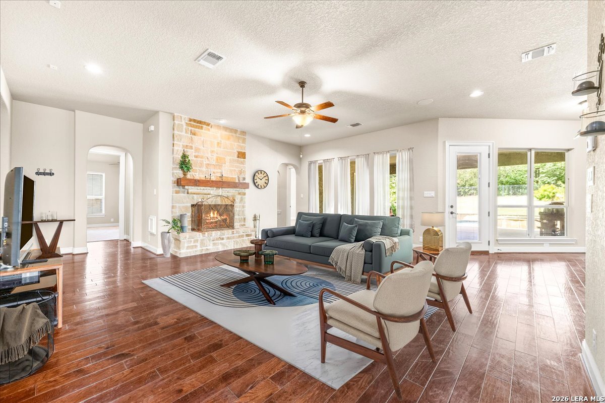 19410 ARROWOOD PL