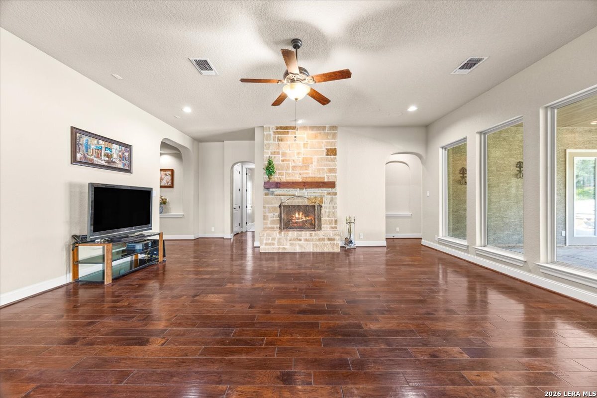19410 ARROWOOD PL