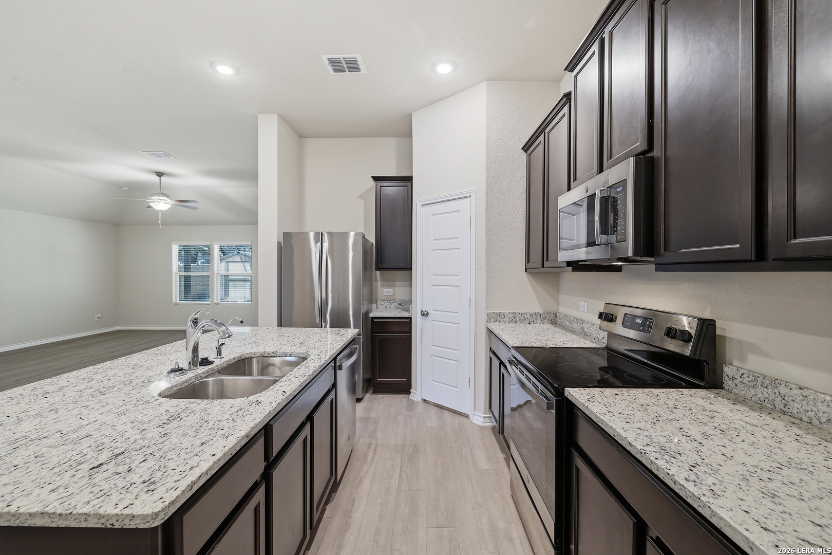 2972 Greenbriar