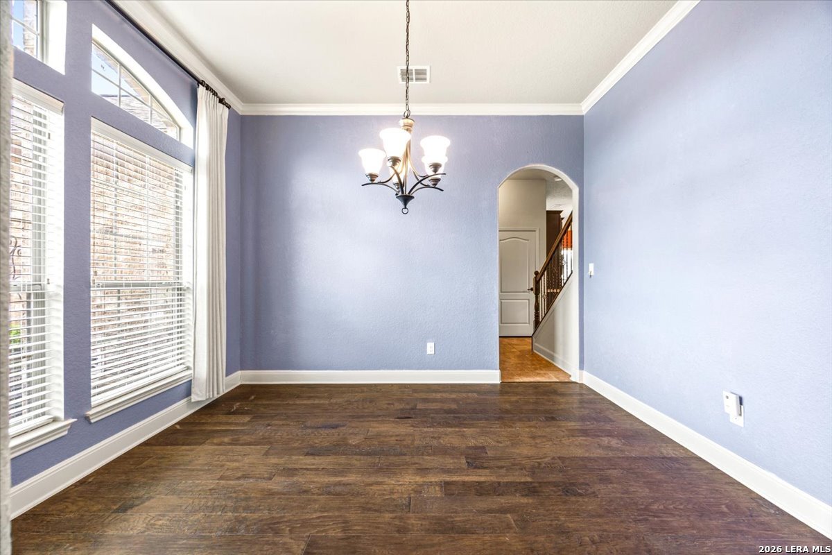 6909 Hallie Heights