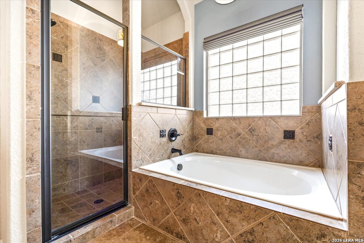 6909 Hallie Heights