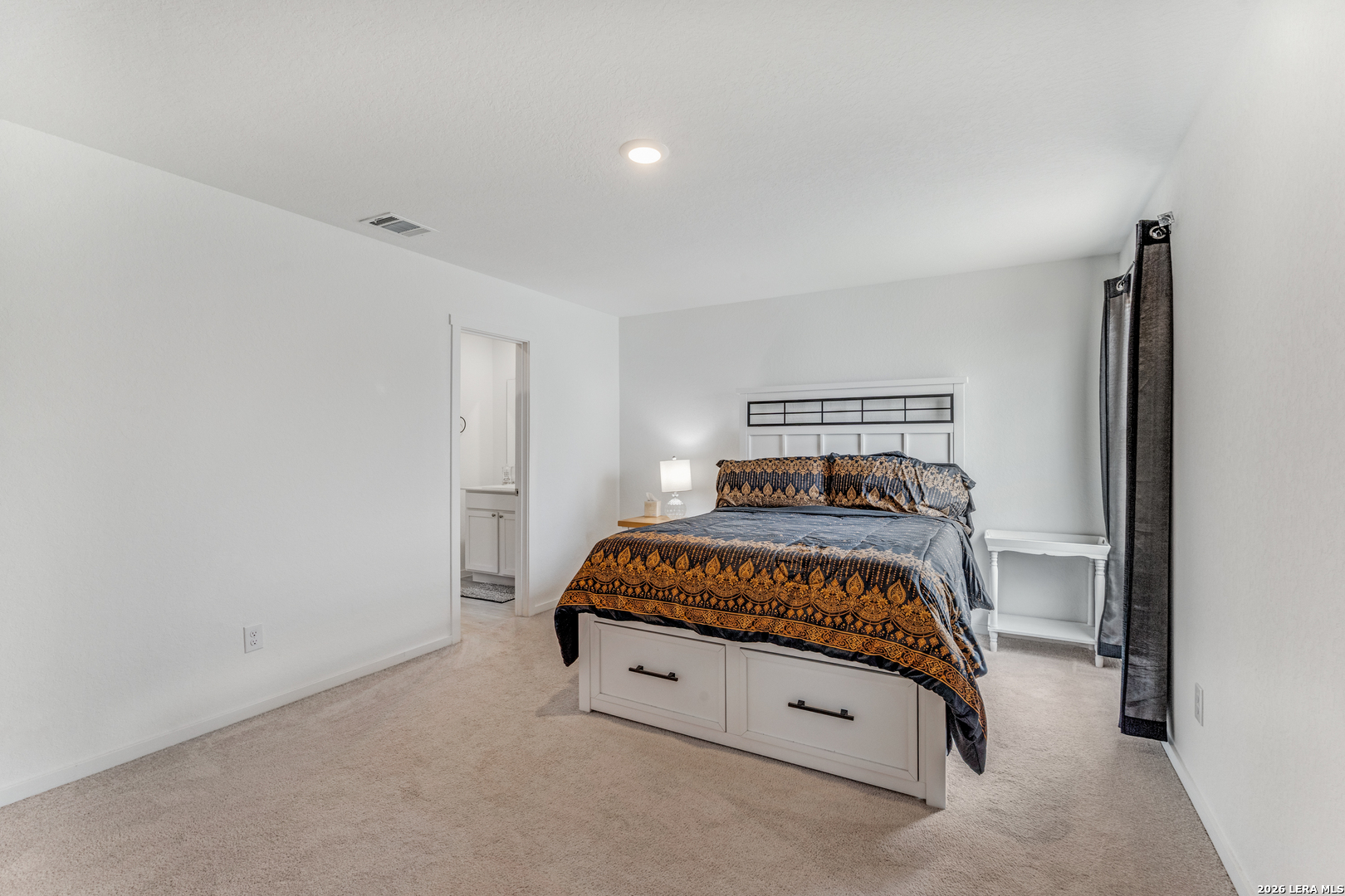913 RIVIERA CT