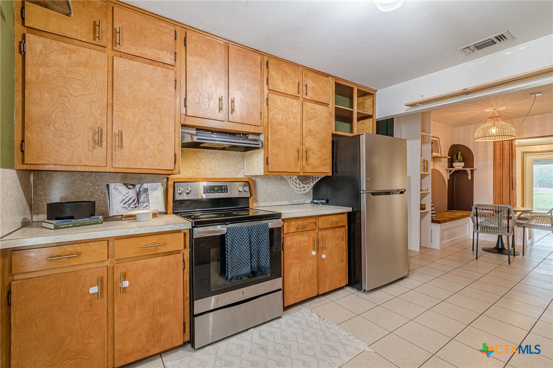 1052 Dunlap Drive