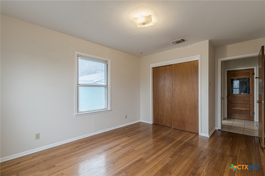 1052 Dunlap Drive