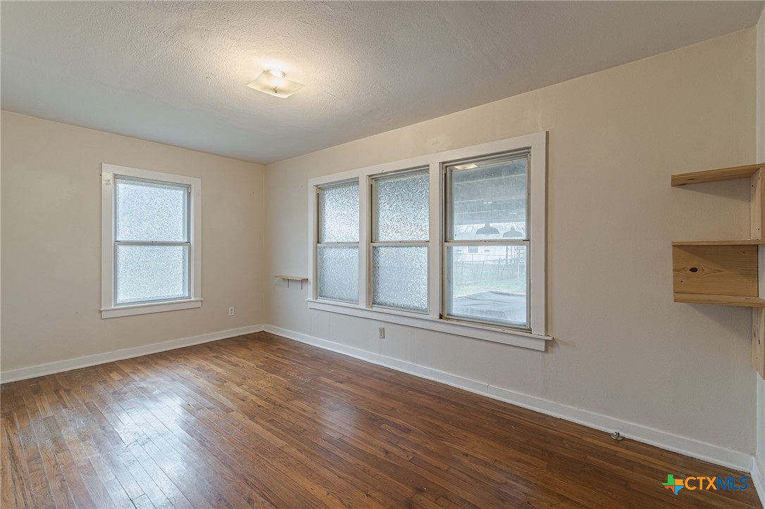 1052 Dunlap Drive