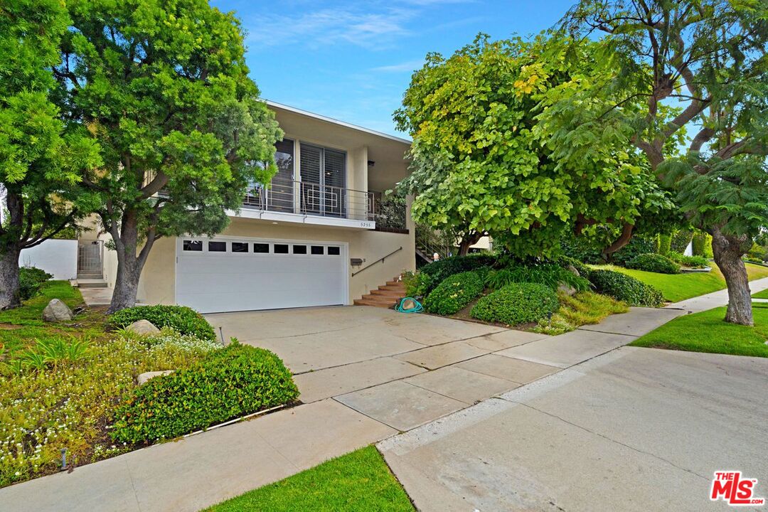 5255 W 64th St