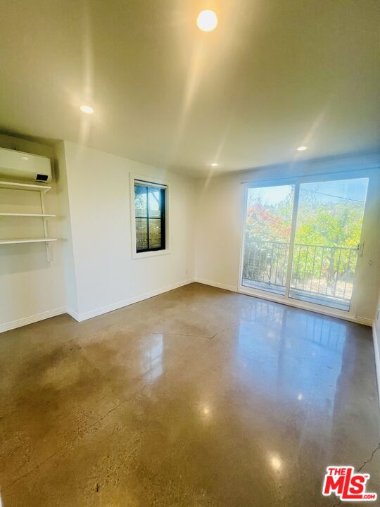 3943 Scandia Way
