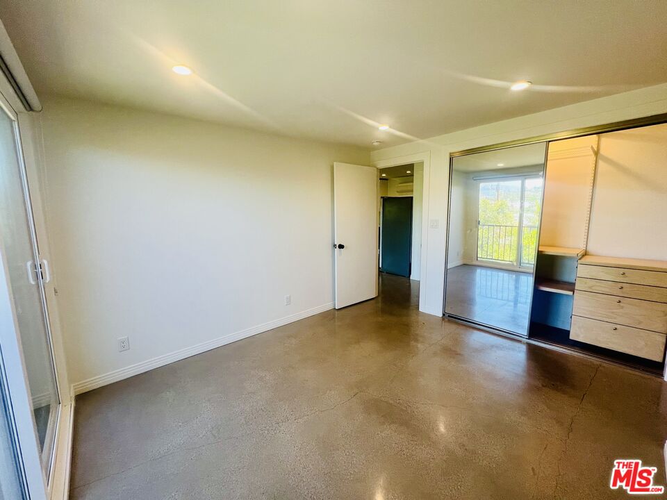 3943 Scandia Way