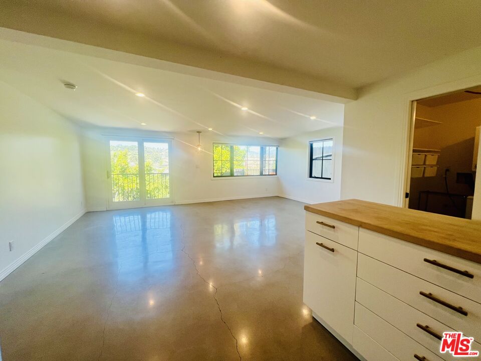 3943 Scandia Way