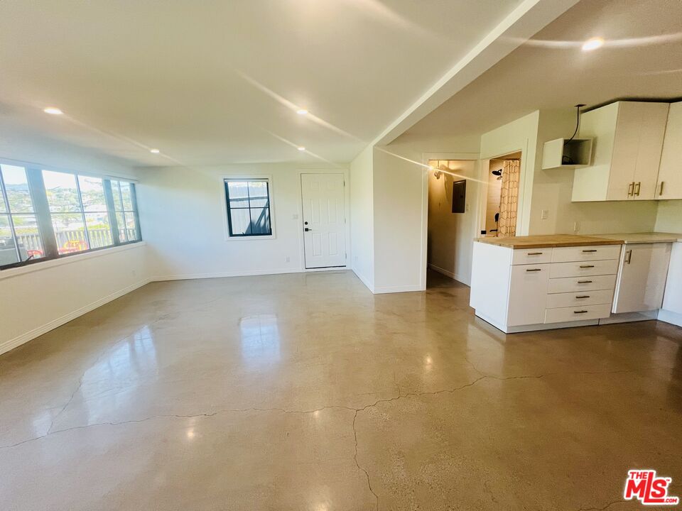 3943 Scandia Way