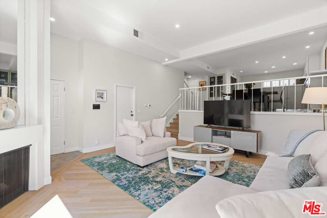 13072 Maxella Ave Unit: 2