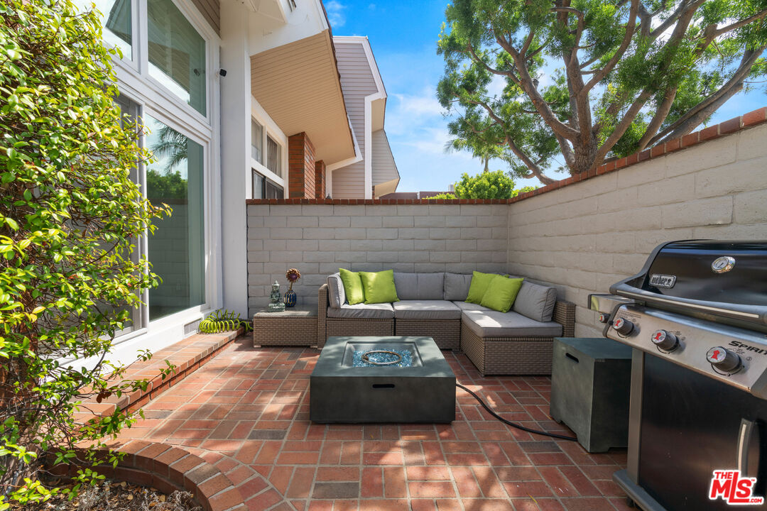 13072 Maxella Ave Unit: 2