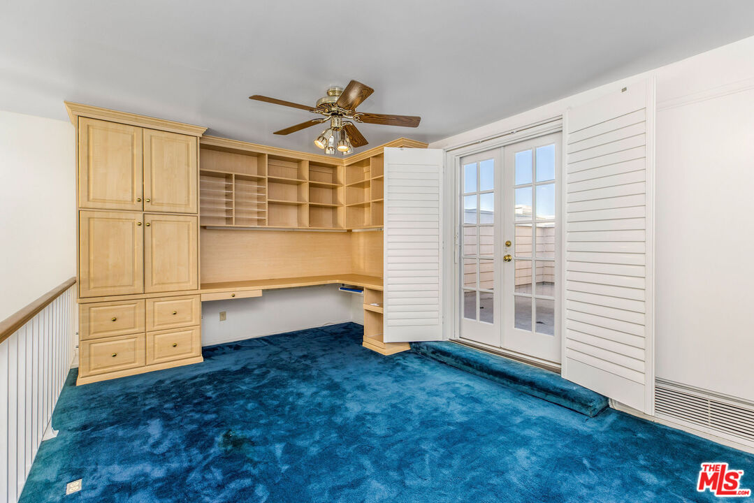 4342 Redwood Ave Unit: C307