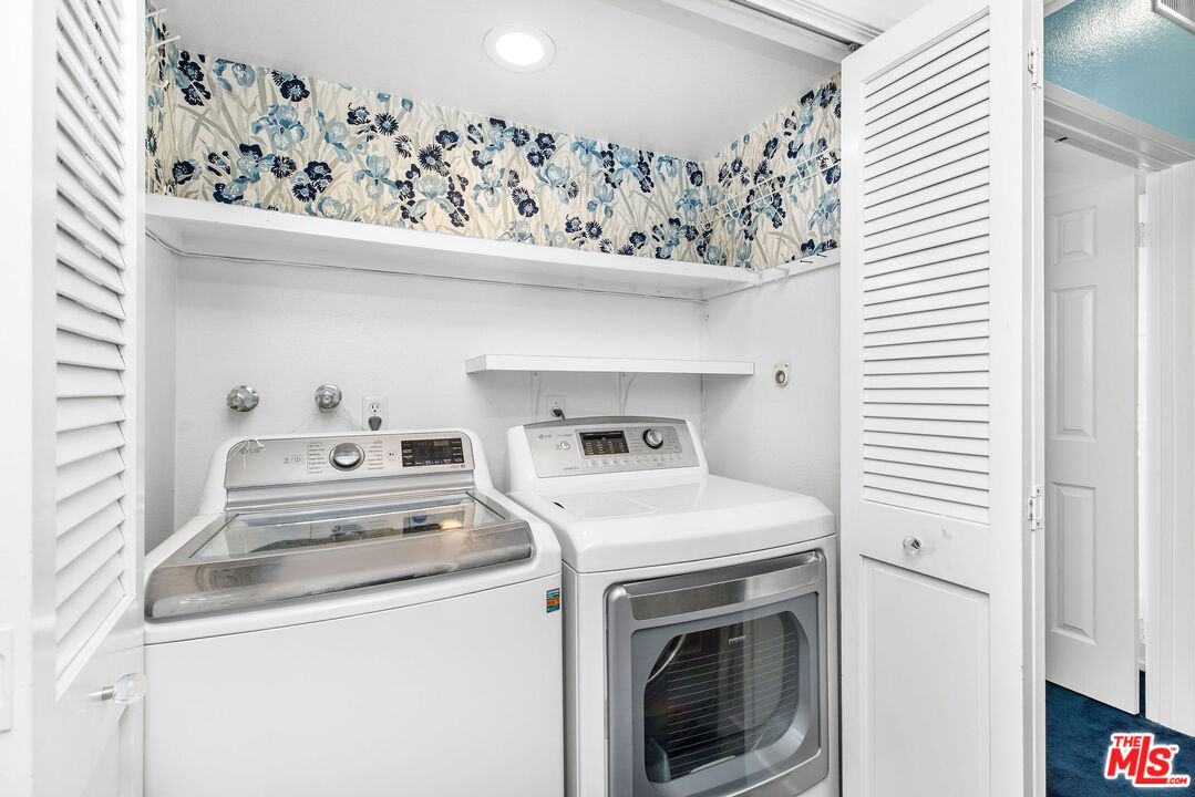 4342 Redwood Ave Unit: C307