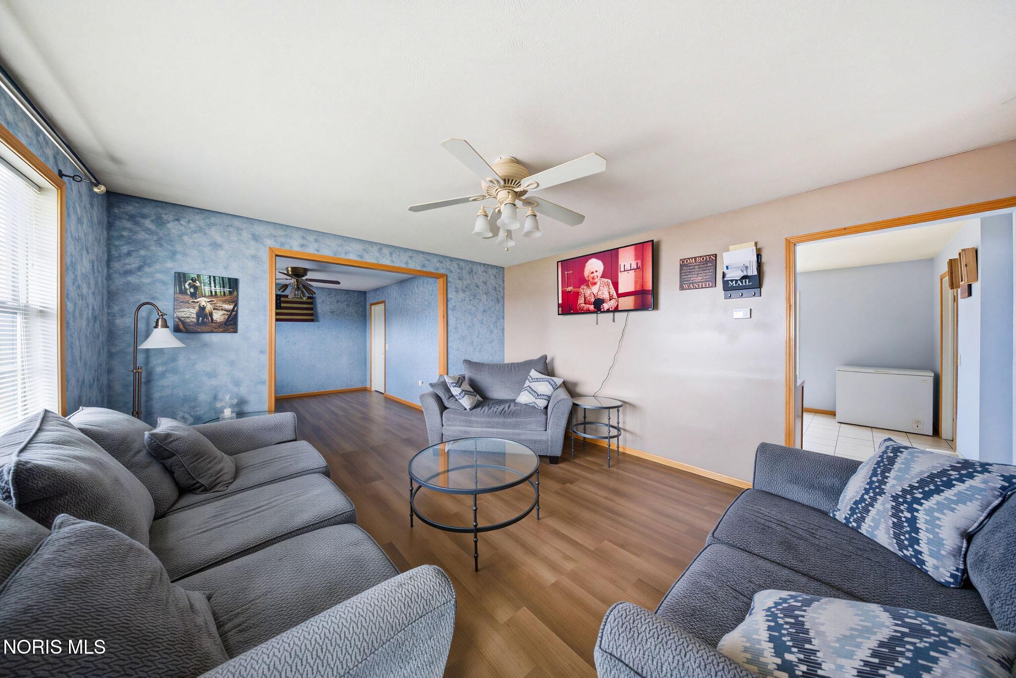 891 N Woodland Avenue