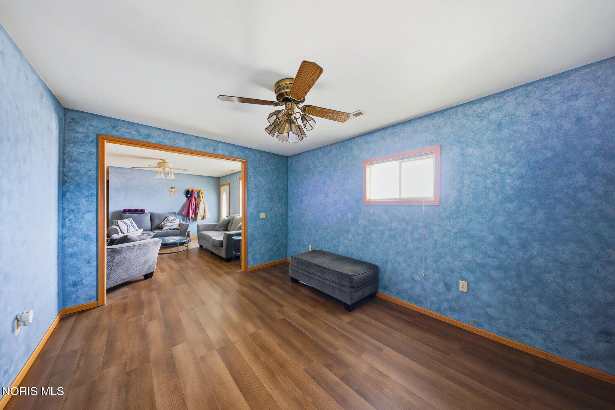 891 N Woodland Avenue