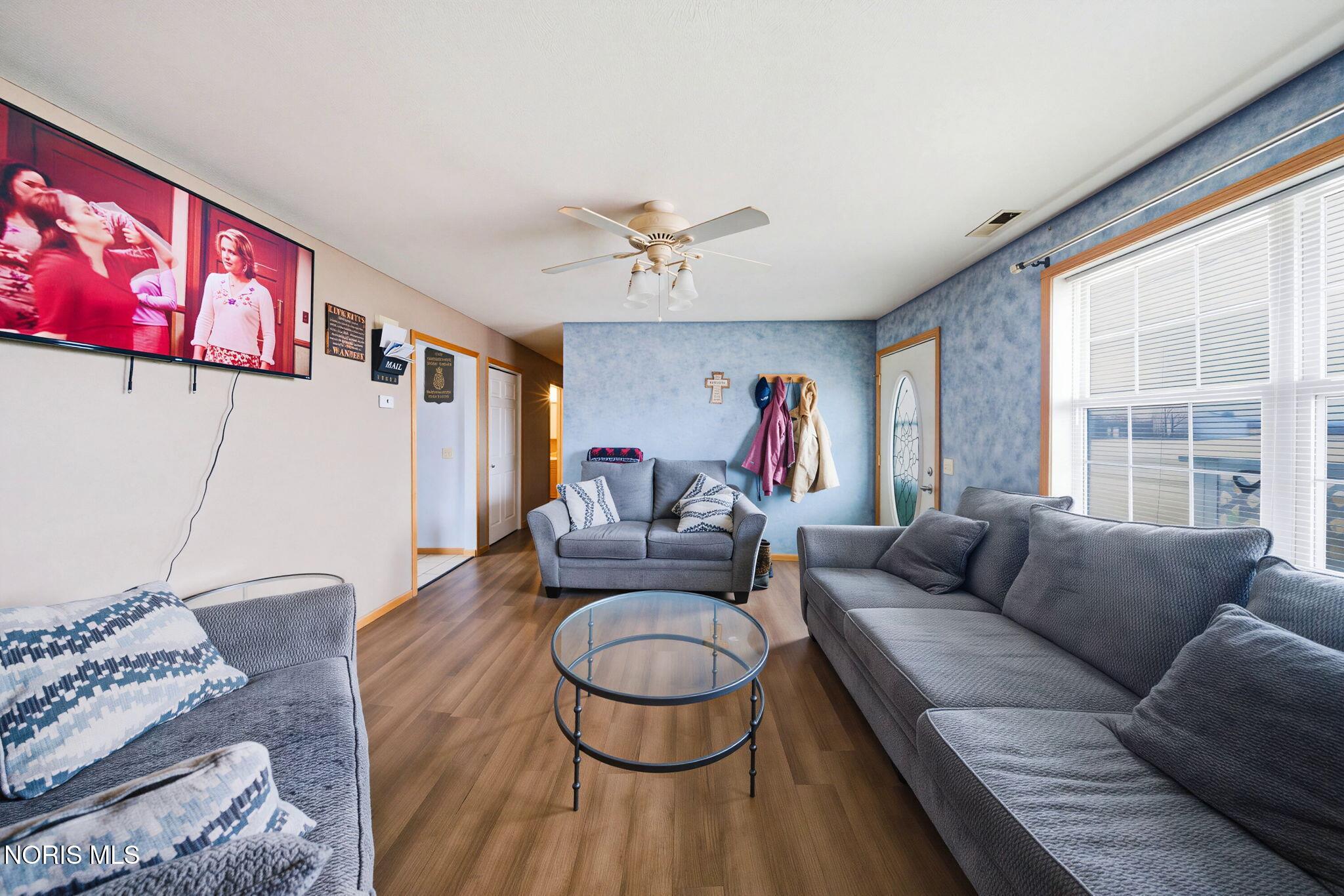 891 N Woodland Avenue