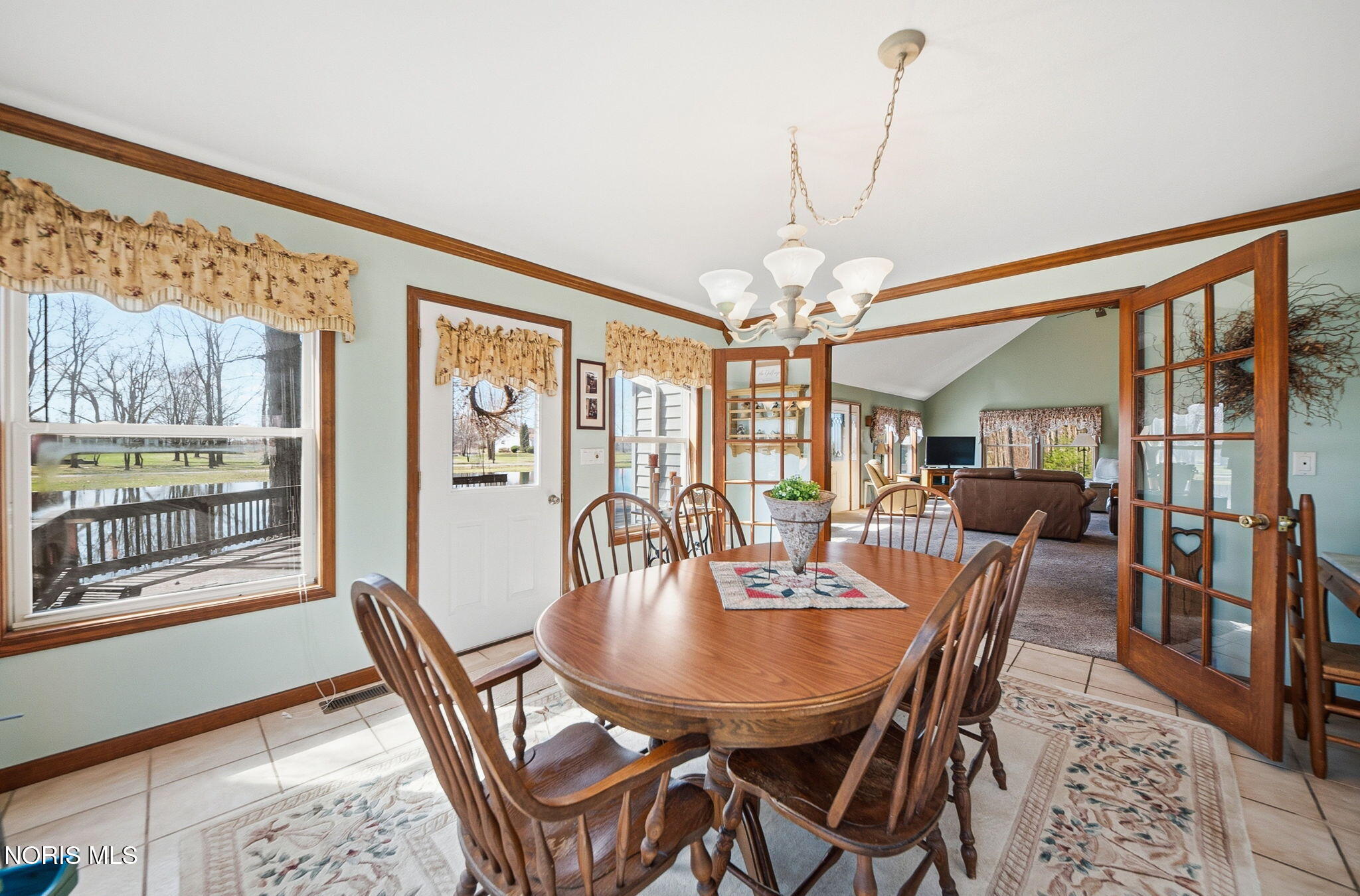 4955 E Wohlers Avenue