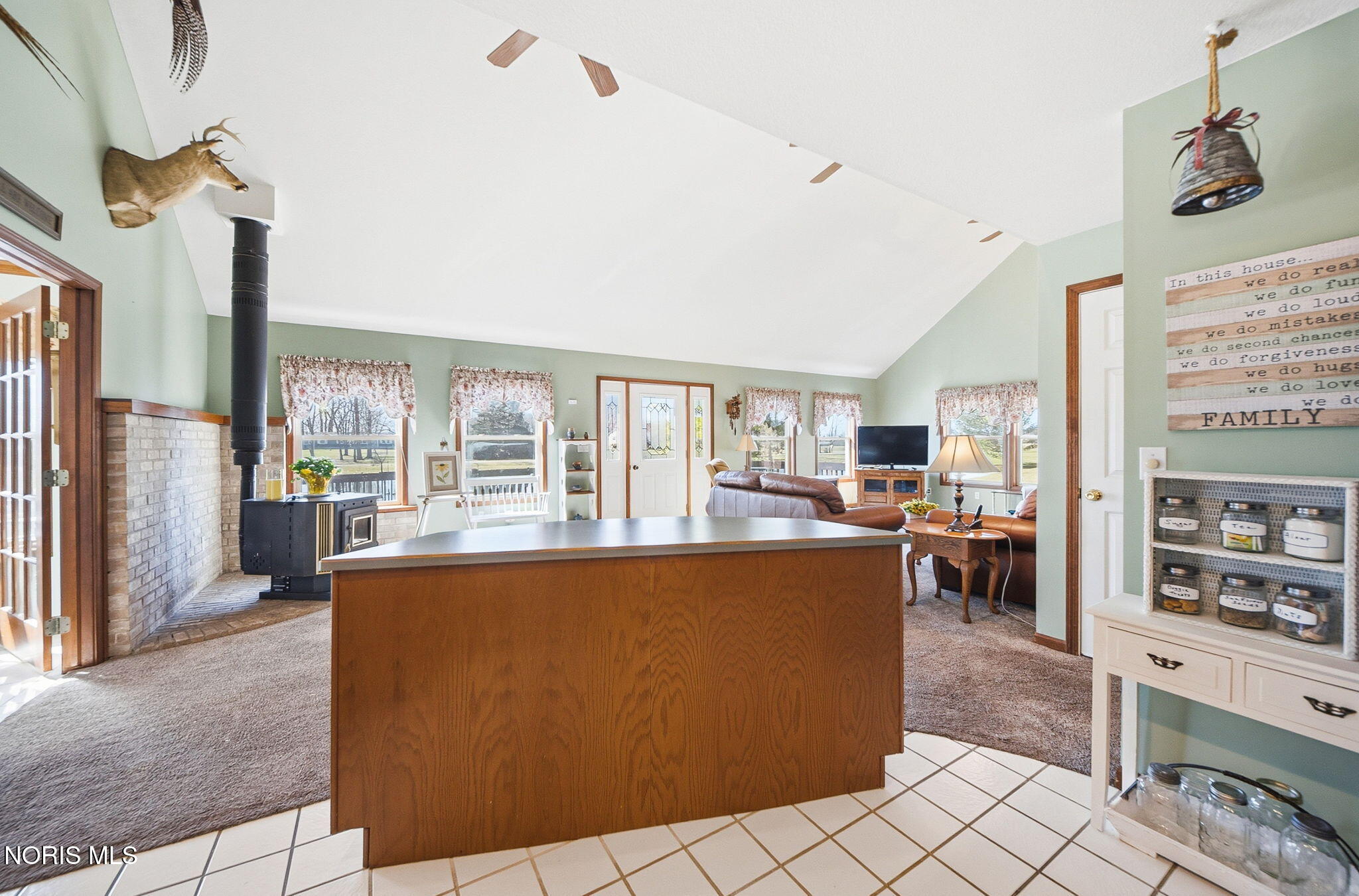 4955 E Wohlers Avenue