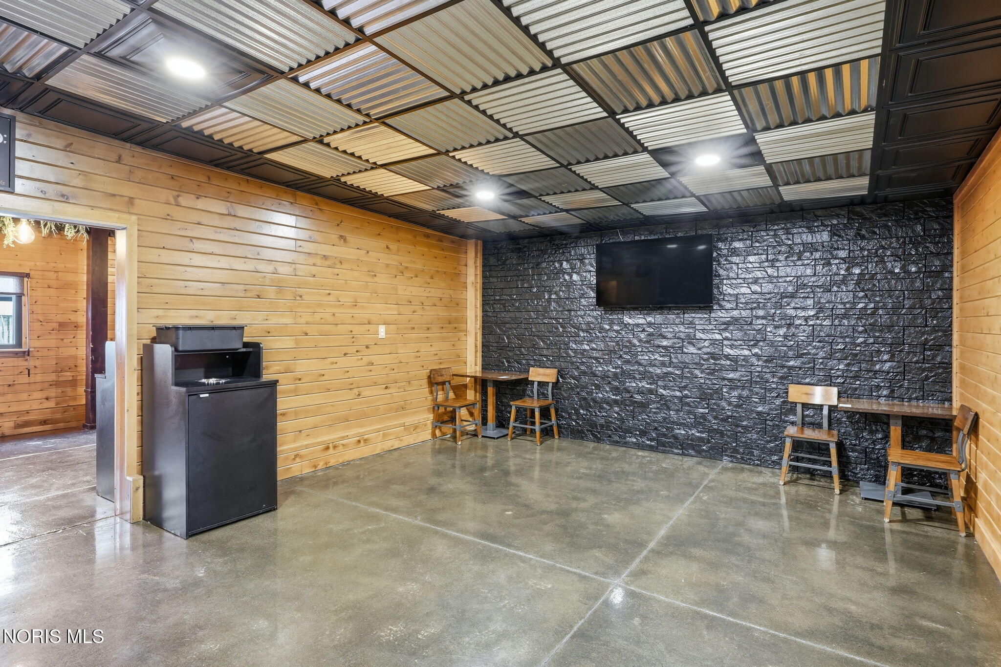 2330 Bright Road