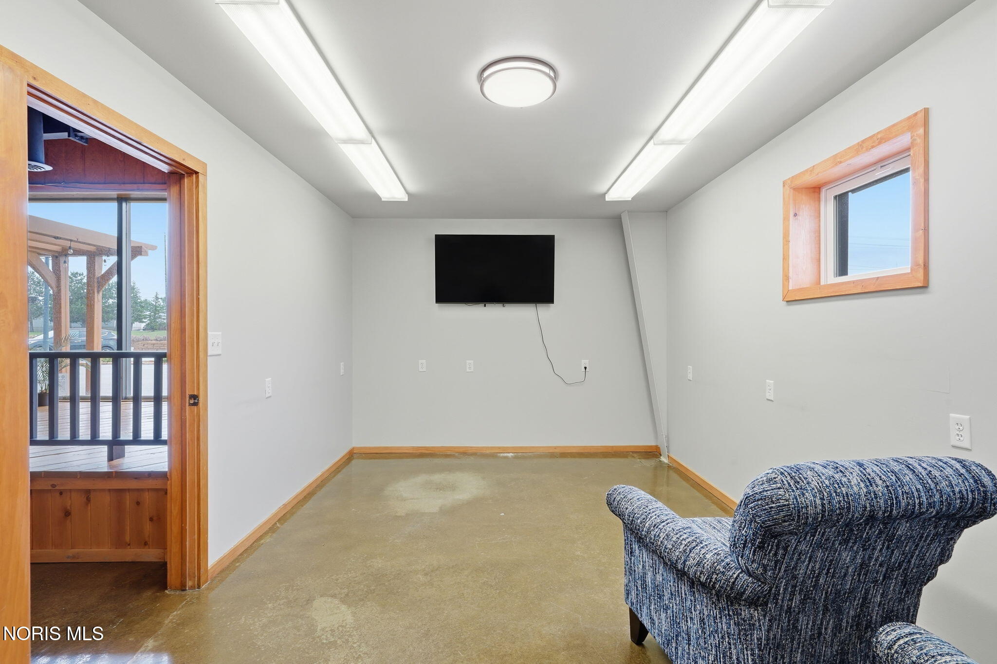 2330 Bright Road