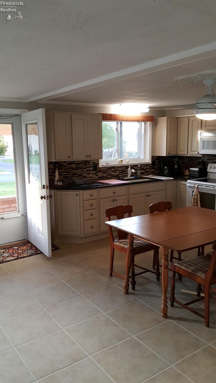 2167 White Caps Lane