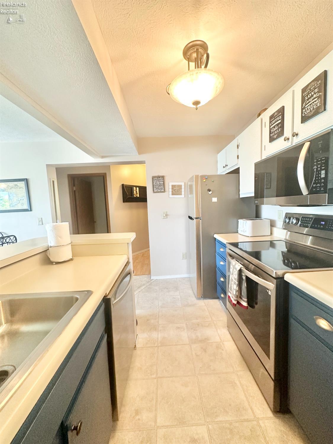 328 Clinton Reef Drive