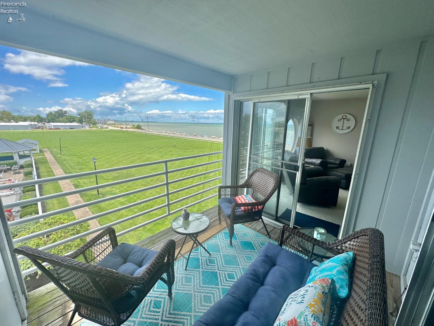 328 Clinton Reef Drive