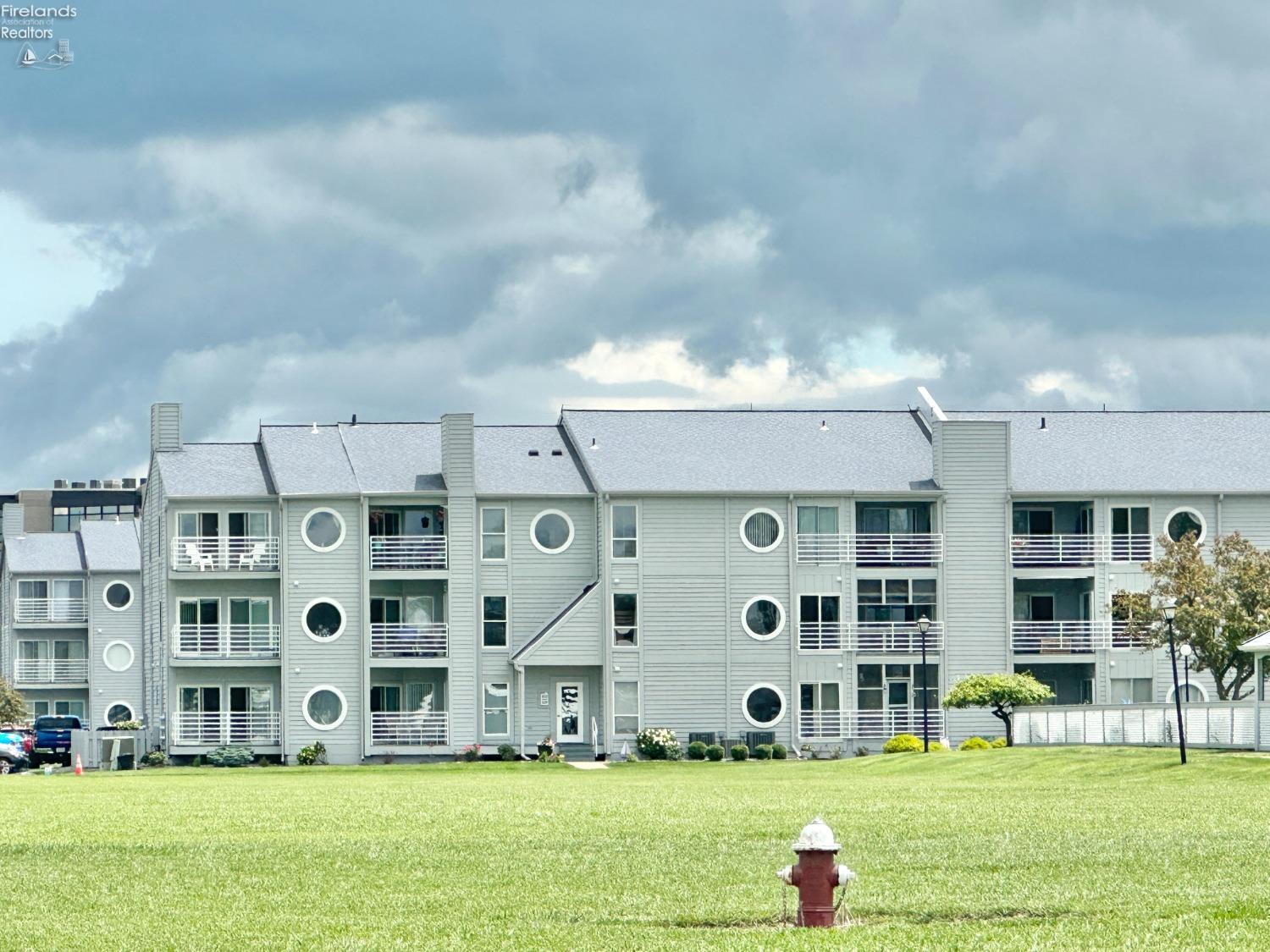 328 Clinton Reef Drive