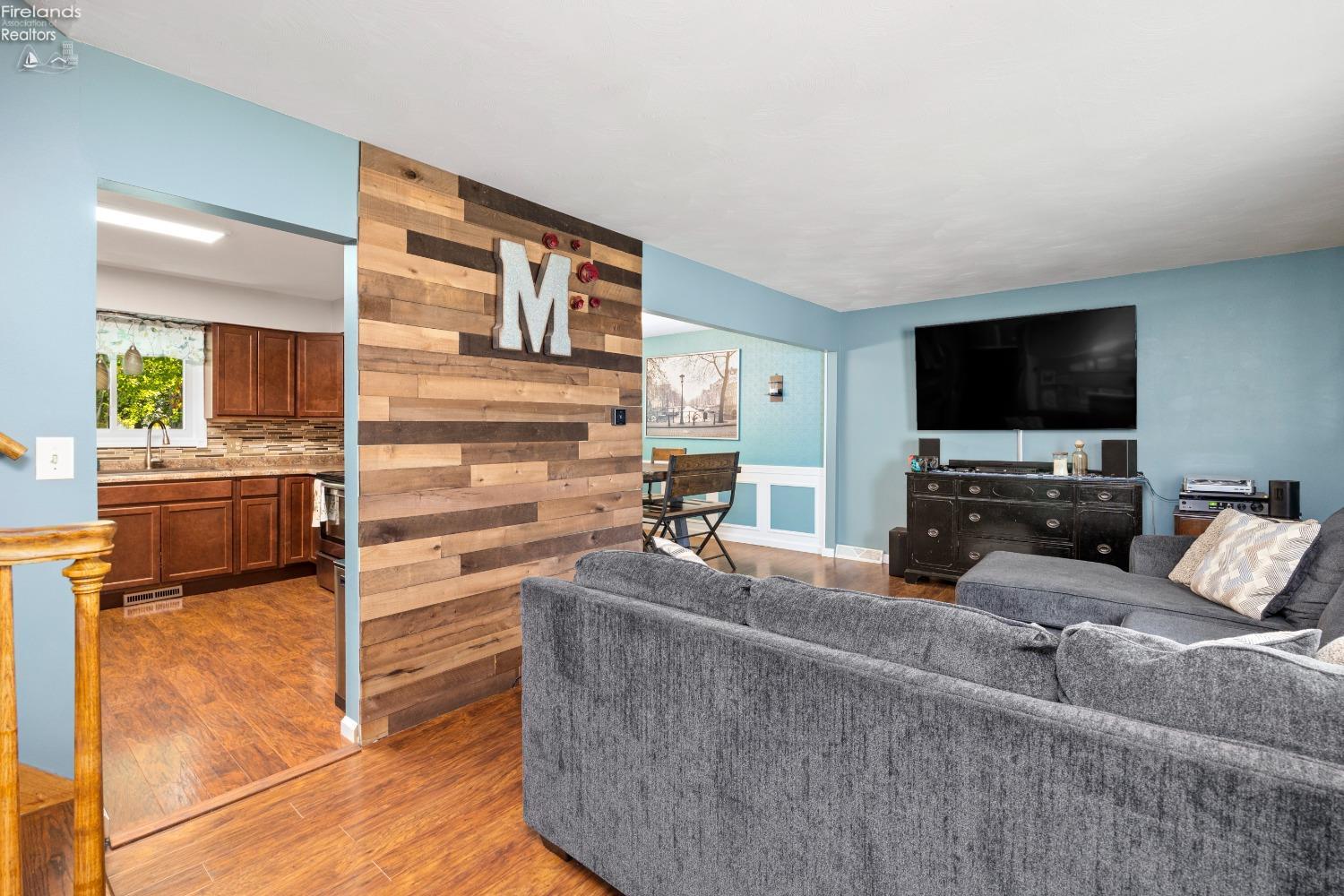 2718 Sweetbriar Drive