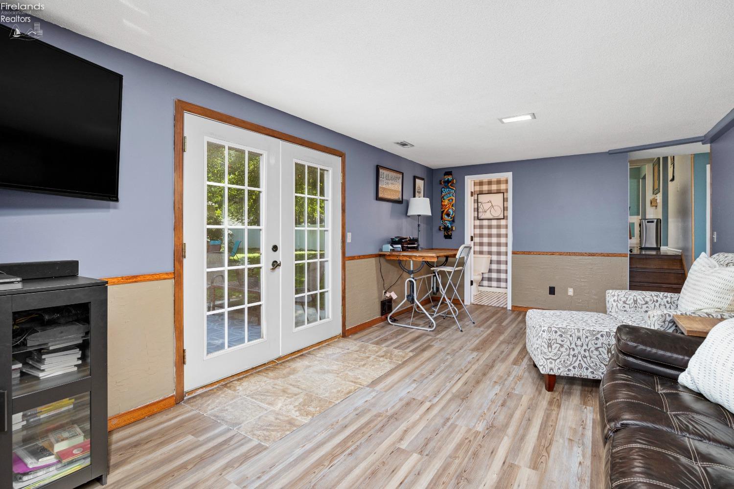 2718 Sweetbriar Drive