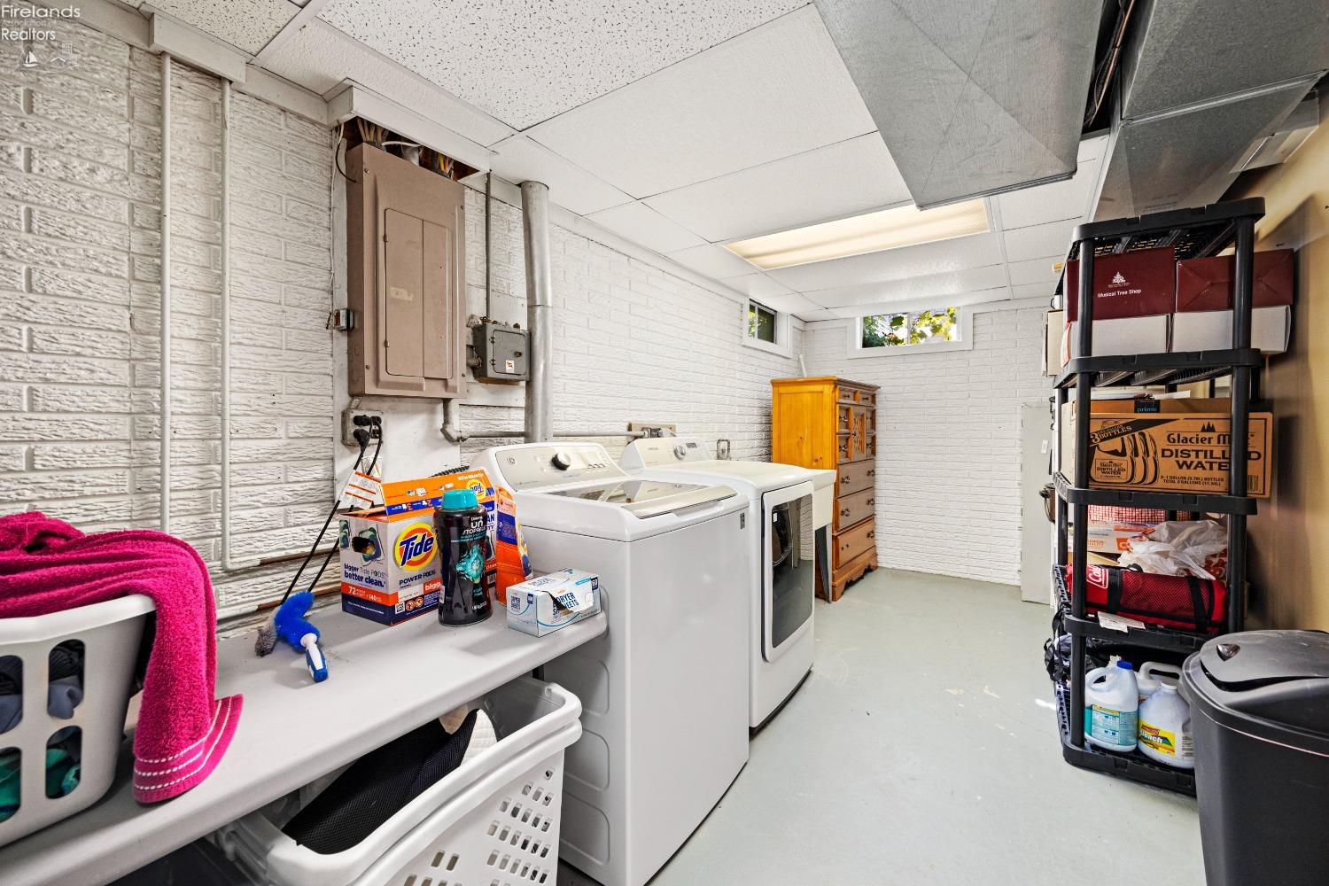 2718 Sweetbriar Drive