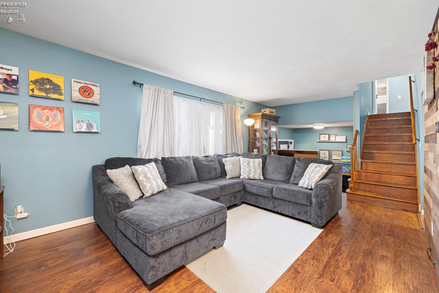 2718 Sweetbriar Drive