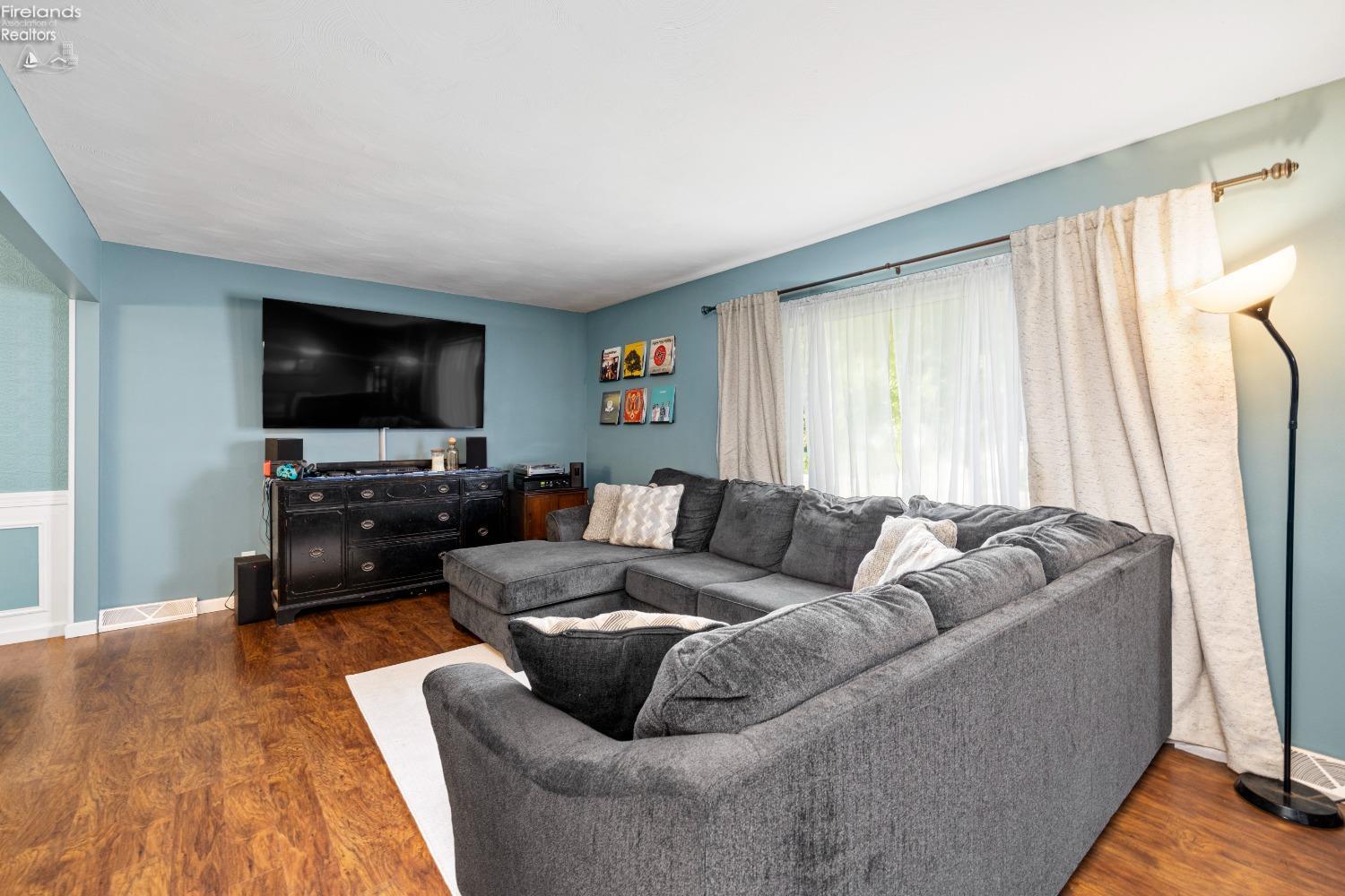 2718 Sweetbriar Drive