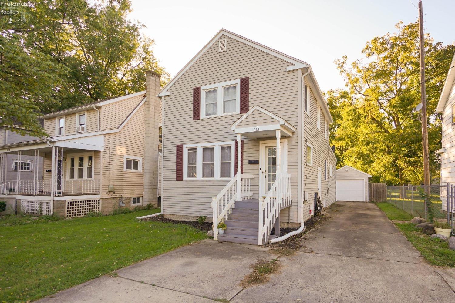 612 Lilley