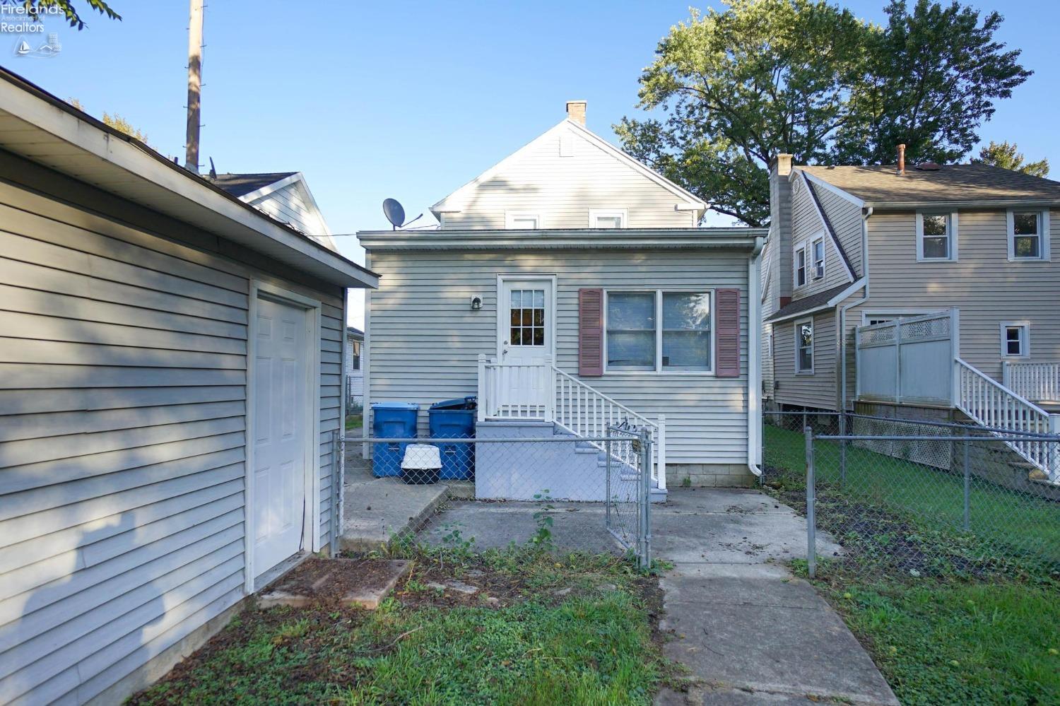 612 Lilley