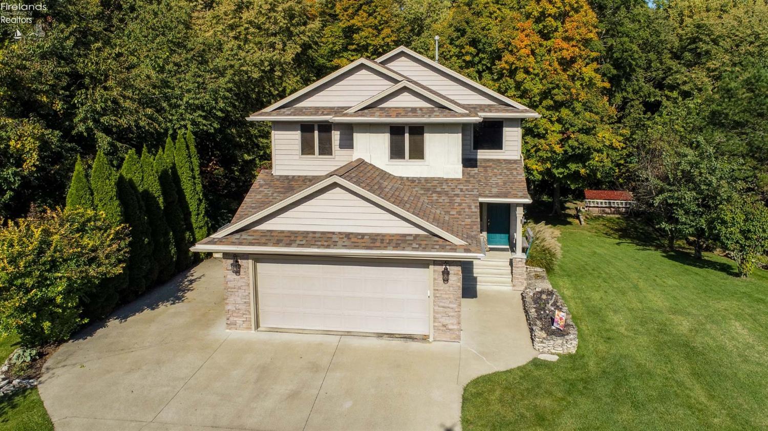 2460 Split Rock Drive