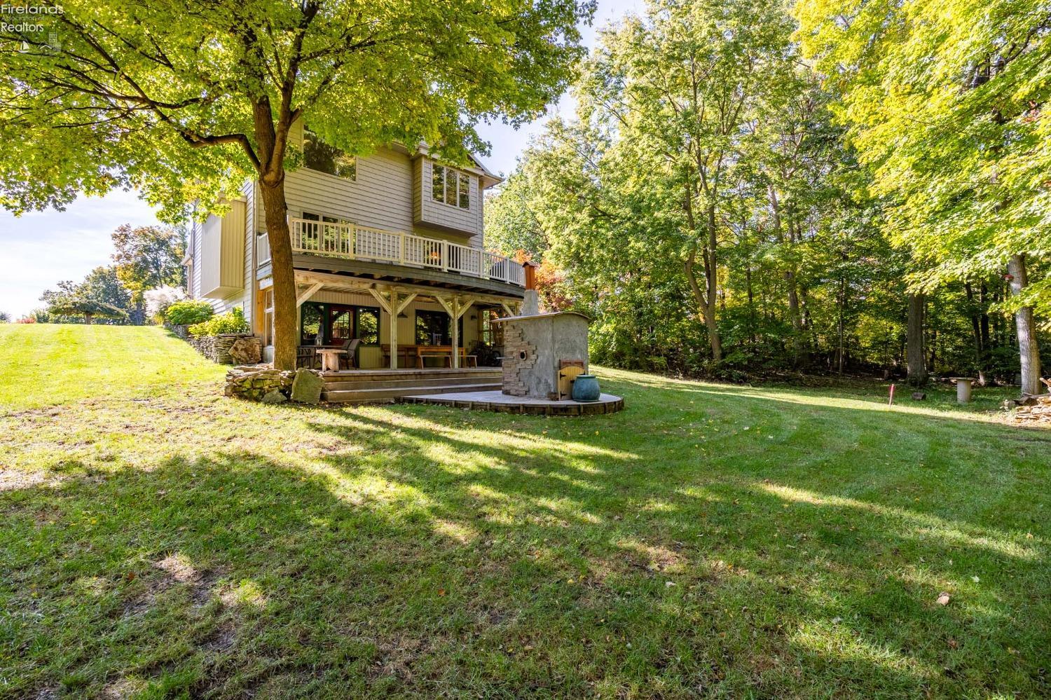 2460 Split Rock Drive