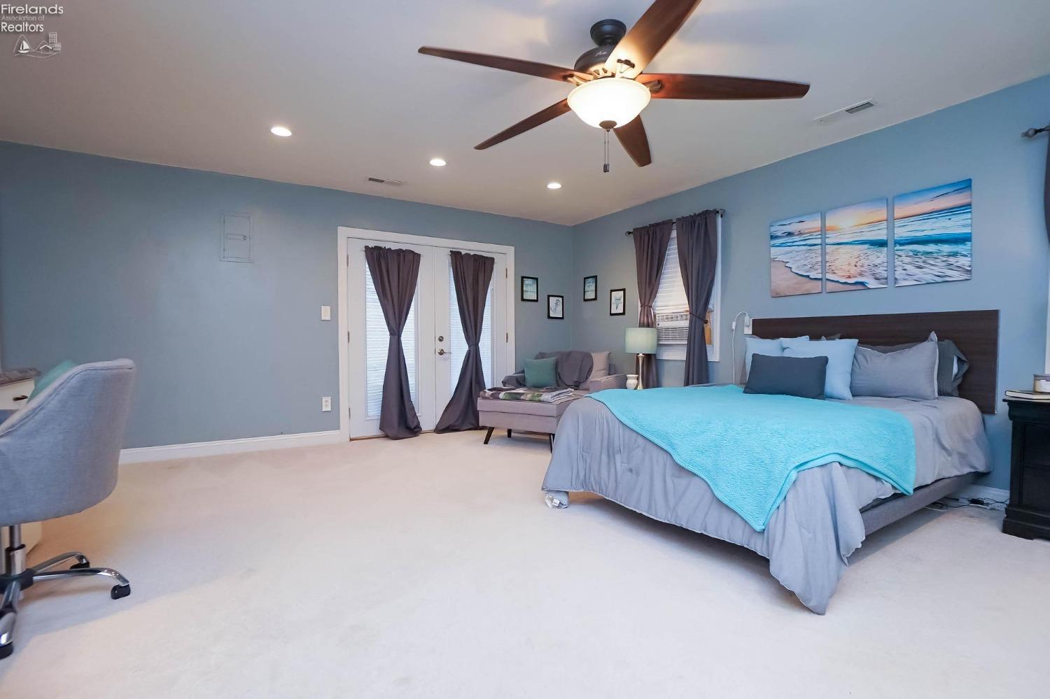 1390 Fleetwood Drive