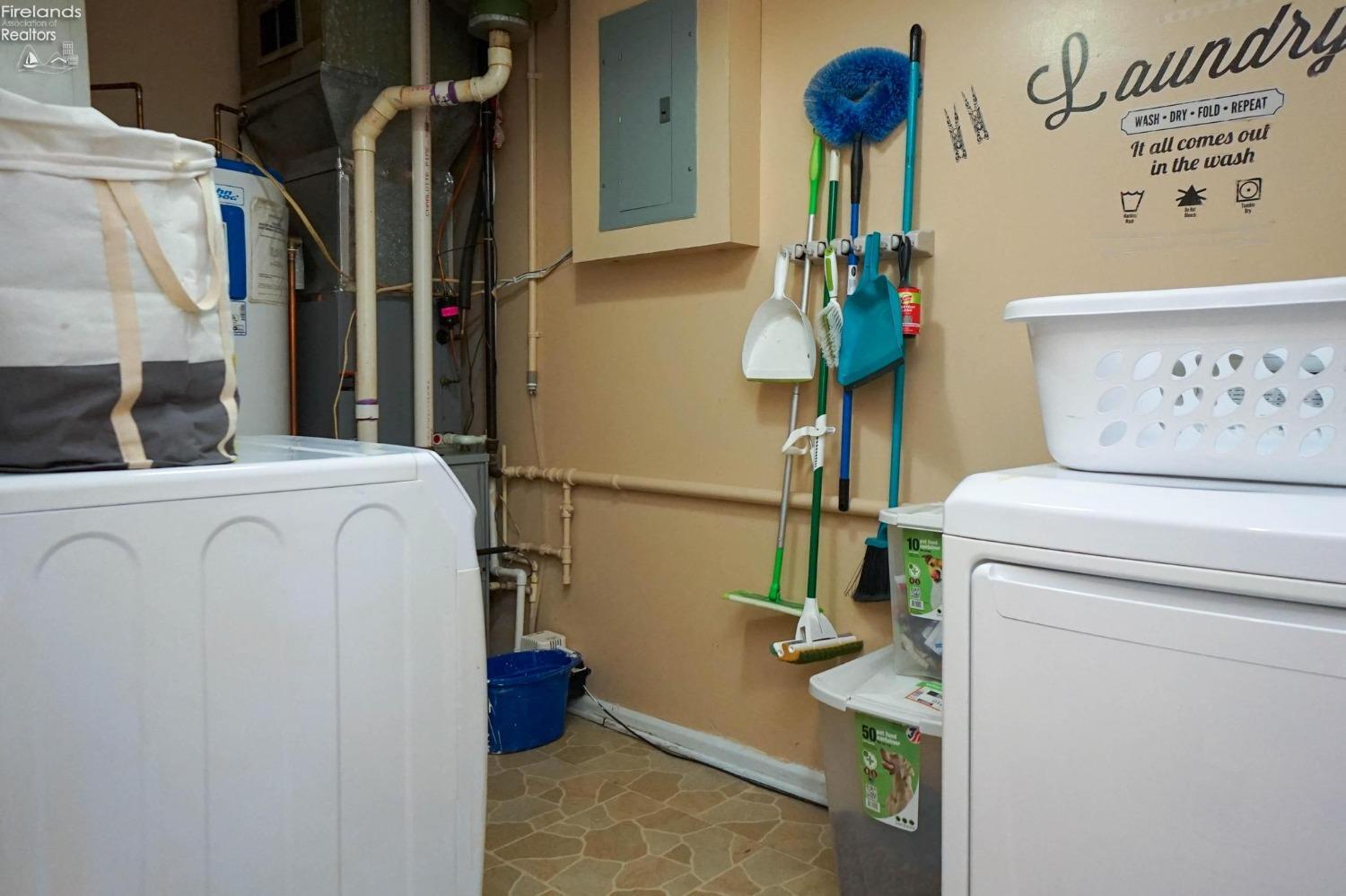 1390 Fleetwood Drive