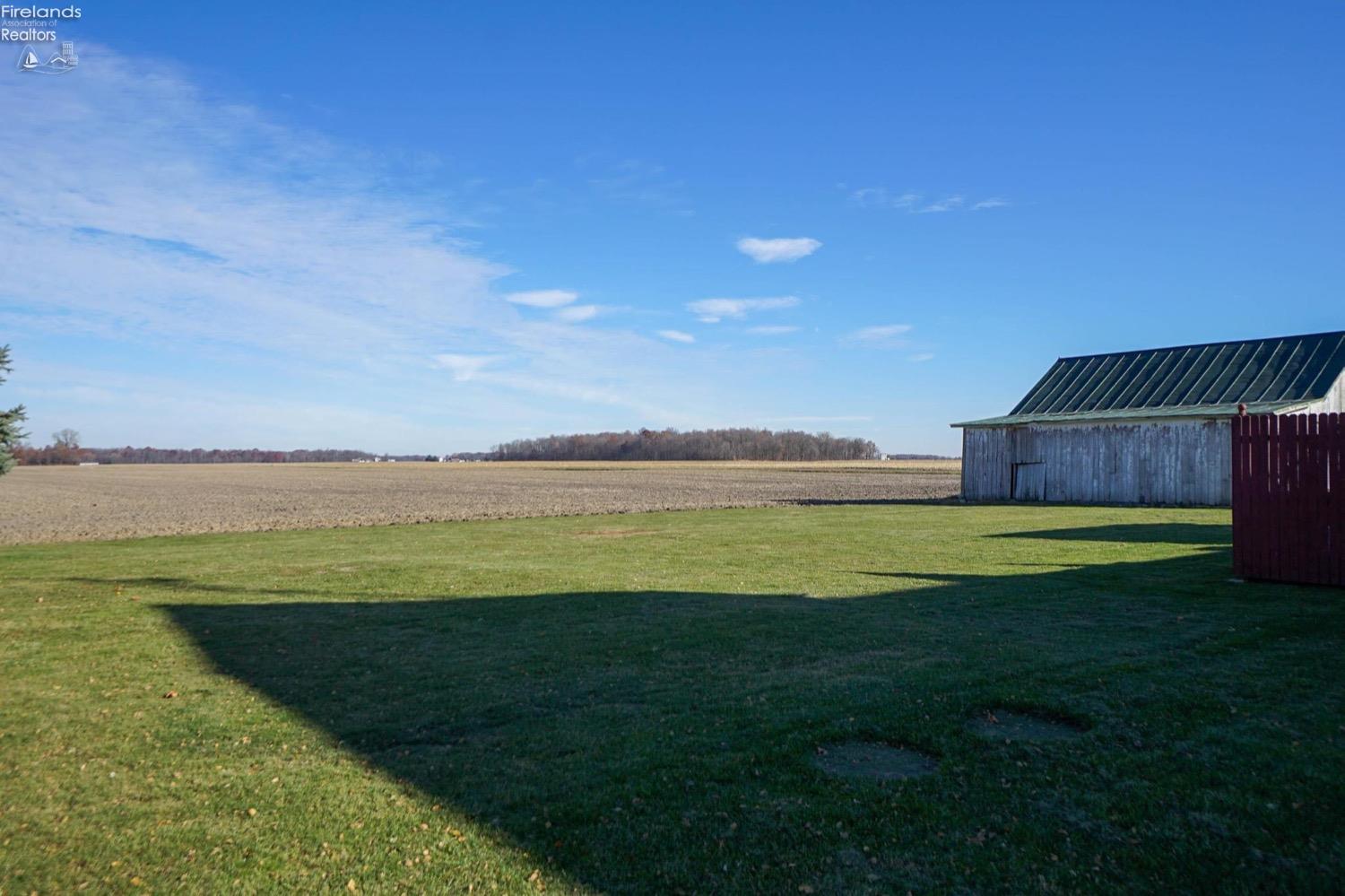19048 Township Road 42