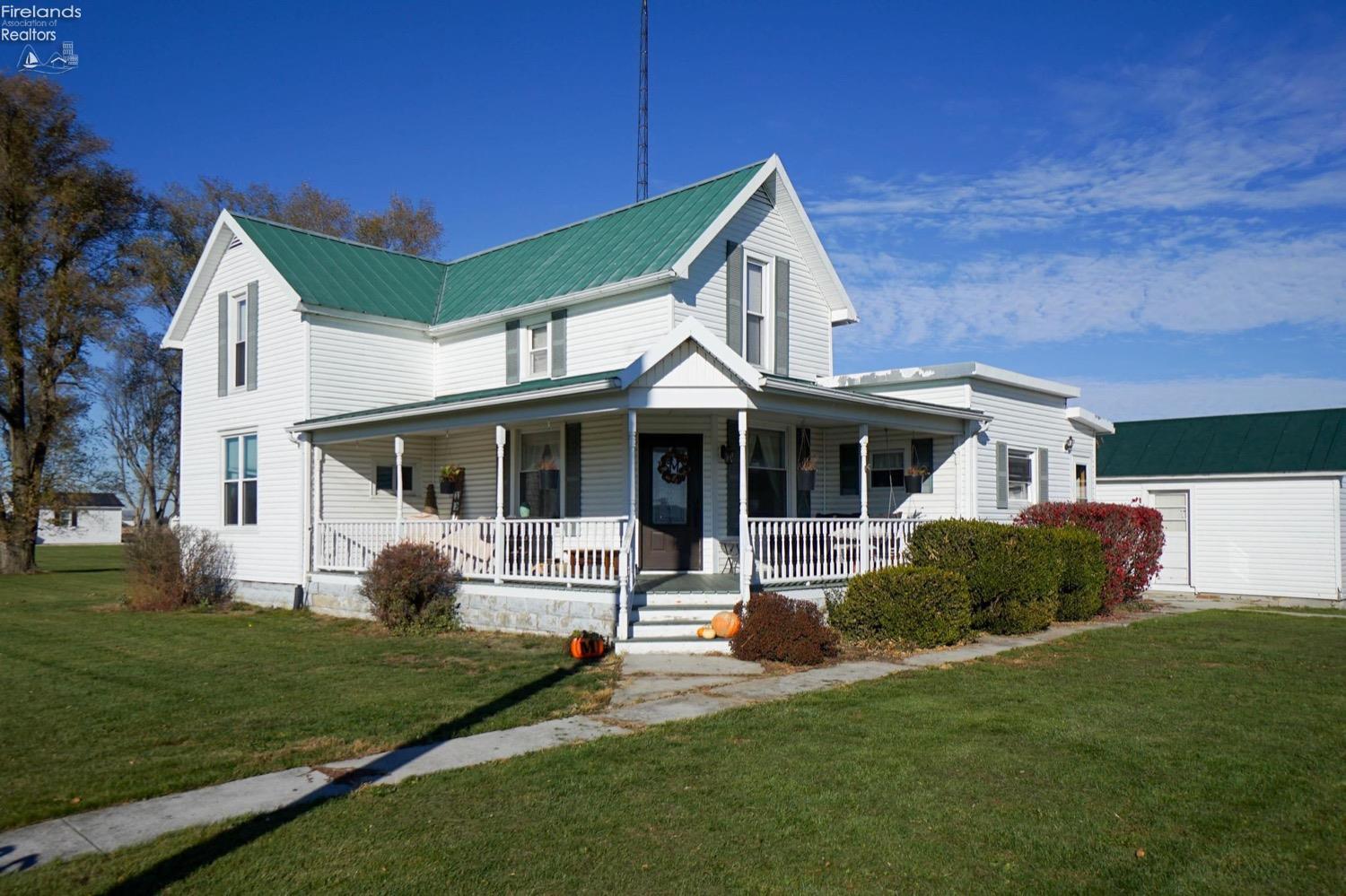 19048 Township Road 42